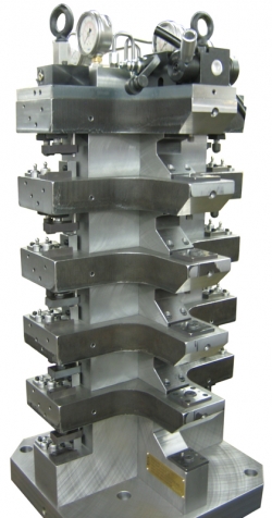 Multi-Level-Hydraulic-Clamp-Fixture-02
